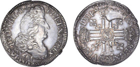 LOUIS XIV le Grand (1643-1715)
1/2 écu aux 8 L, 1er type
1691 s. - TTB 35 (TTB)
rf, Troyes - Rare !
Variante avec "annelet" en début de légende de...