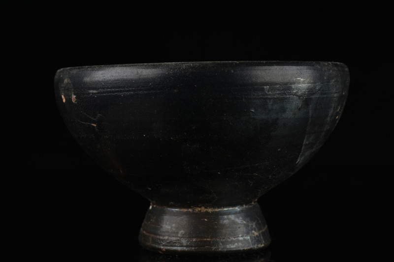 ATTIC BLACK-GLAZED SALT CELLAR / SMALL BOWL
Ca.350 BC. An attractive salt cella...