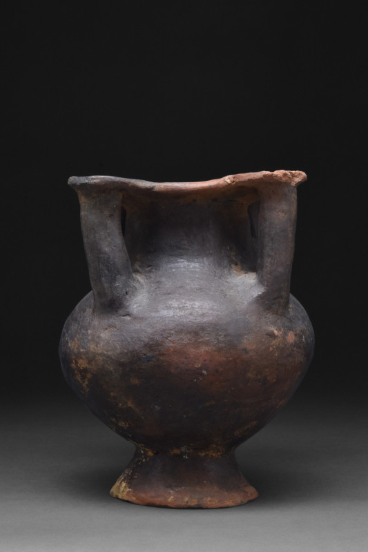 EARLY ETRUSCAN POTTERY KERNOS
Ca. 1st half to middle of the 7th century BC. An ...