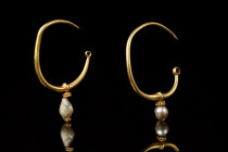BYZANTINE GOLD EARRINGS WITH PEARL