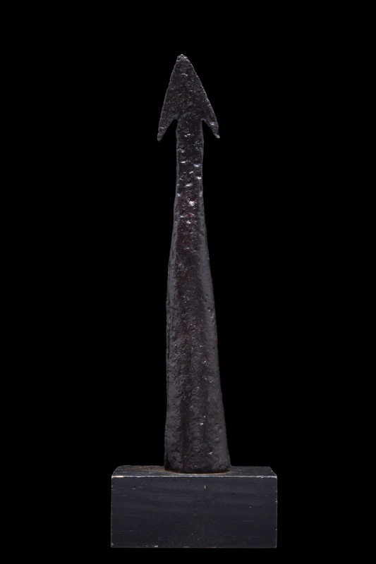 ROMAN IRON PILUM SPEAR
Ca. 100-200 AD. A forged iron spearhead of the pilum typ...