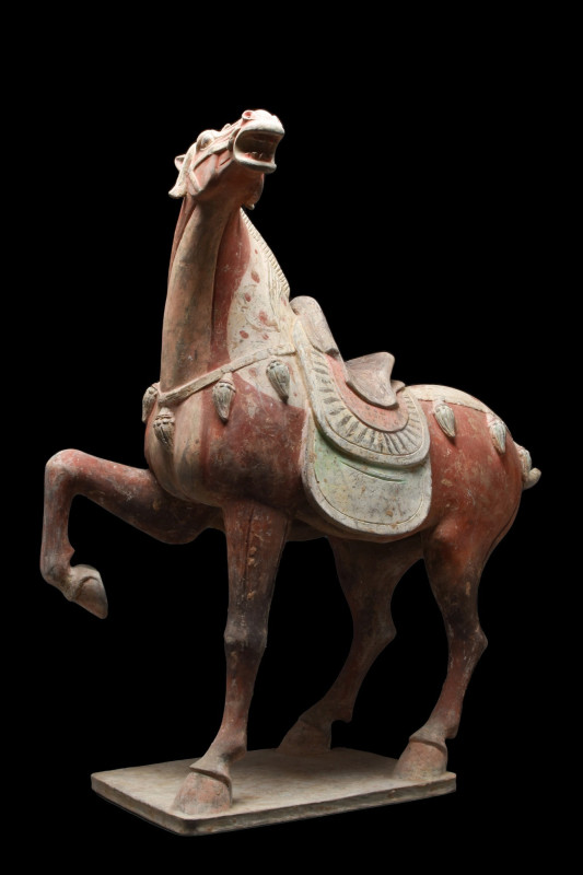 LARGE CHINESE TANG DYNASTY HORSE - TL TESTED
Ca. 618-907 AD. A beautiful potter...