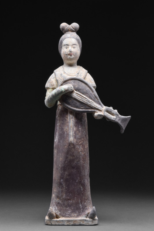 CHINESE TANG DYNASTY TERRACOTTA FEMALE MUSICIAN - TL TESTED
Ca. 618-907 AD. A m...