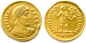 VALENS empereur 26 mars 364 - 9 août 378
D N VALENS - P F AVG. Buste diadémé, drapé et cuirassé de Valens à droite. 
R/. RESTITVTOR REIPVBLICAE. L'e...