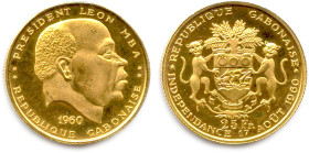 GABON 1960-
25 Francs or 1960. Léon Mba. (8,04 g) ♦ Fr 3 
Flan bruni. Trace de manipulation. Superbe. 

Estimate: EUR 300 - 350