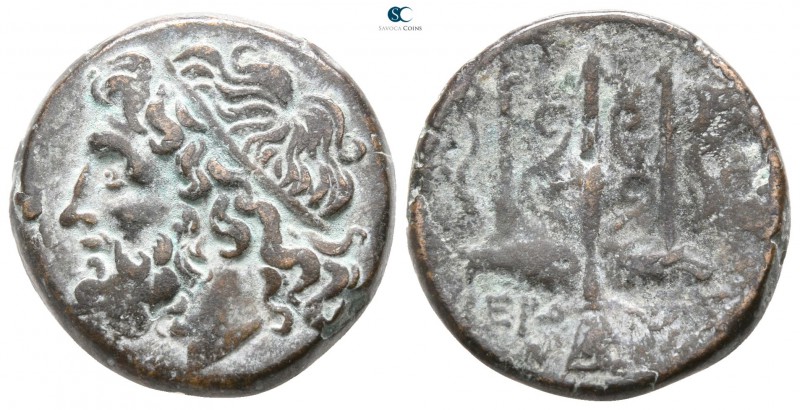 Sicily. Syracuse. Hieron II 275-215 BC. 
Bronze Æ

17mm., 6,58g.

Diademed ...