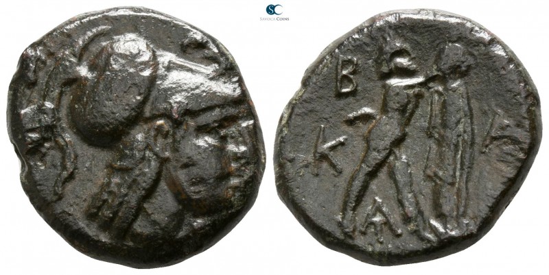 Kings of Macedon. Antigonos II Gonatas 277-239 BC. 
Bronze Æ

19mm., 7,04g.
...