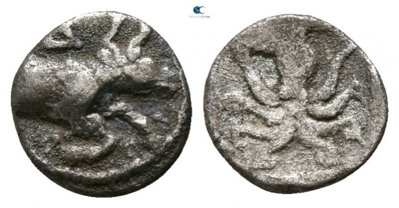 Macedon. Dikaia circa 450-425 BC. 
Hemiobol AR

6mm., 0,29g.

Forepart of b...