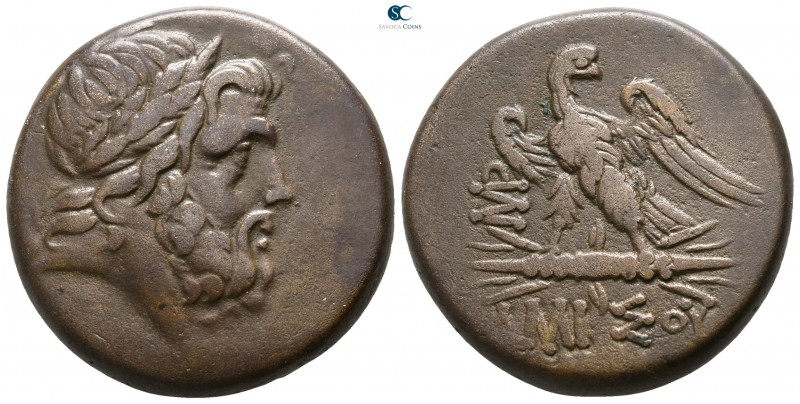 Pontos. Amisos 100-85 BC. 
Bronze Æ

26mm., 19,55g.

Laureate head of Zeus ...