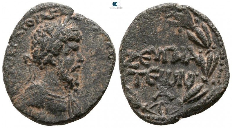 Commagene. Zeugma. Lucius Verus AD 161-169. 
Bronze Æ

23mm., 6,46g.

Laure...