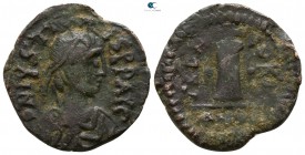 Justin I AD 518-527. Theoupolis (Antioch). Decanummium Æ