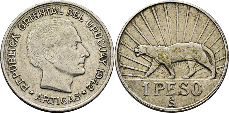 URUGUAY. Artigas y valor. Santiago de Chile. 1 peso. 1942. K 30. Casi MBC+. Leve...