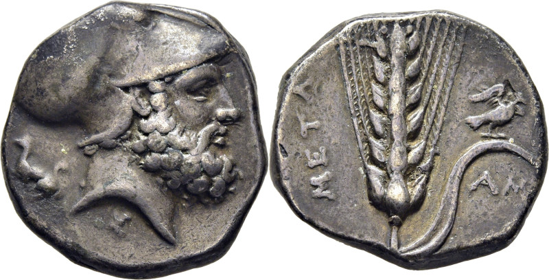 LUCANIA METAPONTO. 350-330 aC. Estátera italiota. Cabeza de Leukippos con casco ...