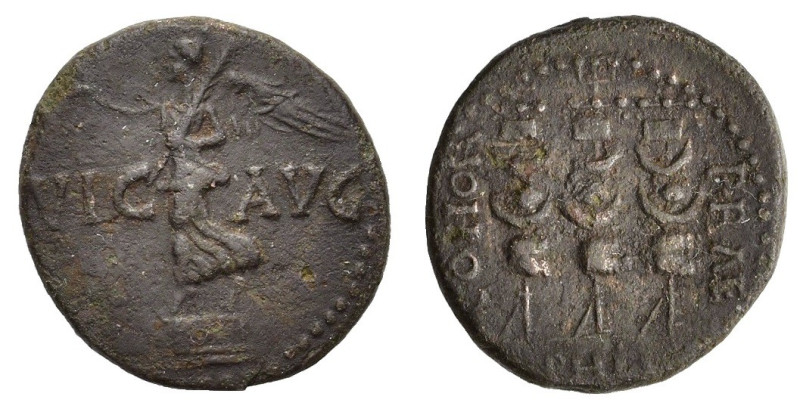 Macedon, Philippi, c. AD 41-68. Æ (19mm, 4.20g). Nike standing l. on base, holdi...