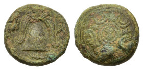 Kings of Macedon, Alexander III ? (336-323 BC). Æ (15mm, 3.91g). Uncertain mint in Macedon, c. 325-310 BC. Macedonian shield, boss decorated with thun...