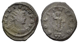 Gallienus (253-268). Antoninianus (20mm, 3.80g). Antioch, 266-7. Radiate and cuirassed bust r. R/ Sol standing facing, head l., raising r. hand and ho...