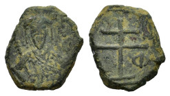 Alexius I (1081-1118). Æ Tetarteron (14mm, 2.93g). Uncertain Greek mint. Crowned bust facing, wearing loros and holding jeweled sceptre and globus cru...