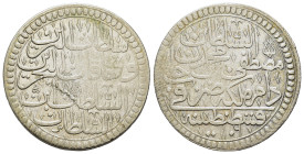 Ottoman Empire. Mustafa II (1106-1115 AH / 1695-1703 AD) Kurush AH 1106 (AD 1695). Constantinople mint (in Turkey). KM 120; Pere 492. VF - Good VF