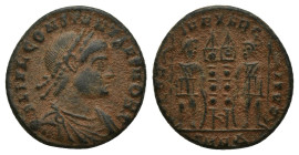 Constantine II. As Caesar, AD 316-337. Æ Follis (16mm, 2.5 g). Nicomedia mint. Struck AD 330-335. Diademed bust right / Two signa between two soldiers...