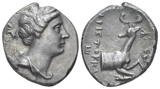 Ionia, Ephesus Didrachm circa 258-202, AR 21.00 mm., 6.26 g.
Bust of Artemis r....