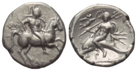 Kalabrien. Tarent.

 Didrachme oder Nomos (Silber). Ca. 272 - 240 v. Chr.
Vs: Krieger zu Pferde mit Schild und Speer nach rechts galoppierend; im F...