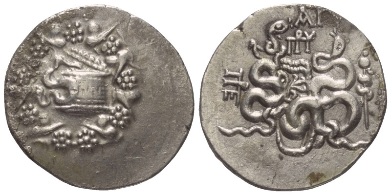 Mysien. Pergamon.

 Cistophor (Silber). Ca. 166 - 67 v. Chr.
Vs: Cista mystic...