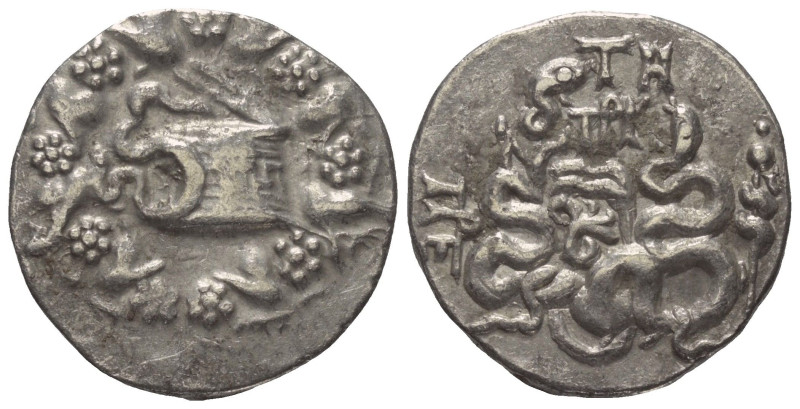 Mysien. Pergamon.

 Cistophor (Silber). Ca. 166 - 67 v. Chr.
Vs: Cista mystic...