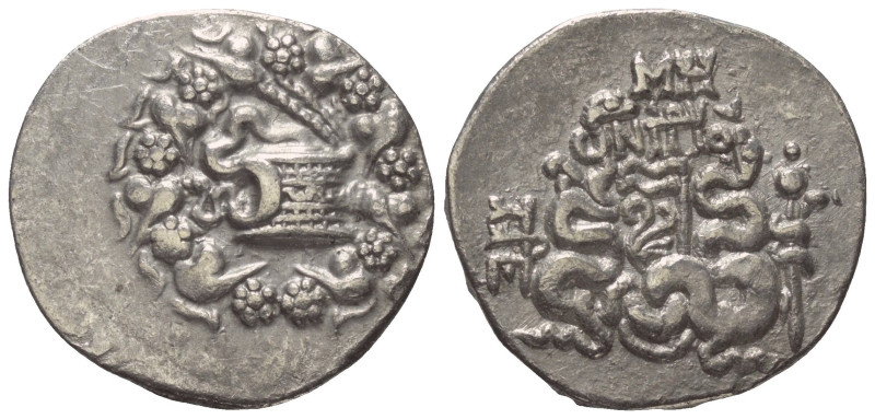 Mysien. Pergamon.

 Cistophor (Silber). Ca. 166 - 67 v. Chr.
Vs: Cista mystic...