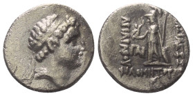 Königreich Kappadokien. Ariarathes VII. (115 - 101 v. Chr.).

 Drachme (Silber). 114 / 113 v. Chr. (Jahr 2). Eusebeia.
Vs: Kopf des Ariarathes mit ...