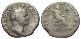 Vespasianus (69 - 79 n. Chr.).

 Denar (Silber). 73 n. Chr. Rom.
Vs: IMP CAES VESP AVG CENS. Kopf mit Lorbeerkranz rechts.
Rs: PONTIF MAXIM. Vespa...