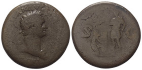 Domitianus (81 - 96 n. Chr.).

 Sesterz (Bronze). 85 n. Chr. Rom.
Vs: IMP CAES DOMITIAN AVG GERM COS XI. Büste mit Lorbeerkkranz und Ägis rechts.
...