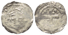 Niederlande. Tiel. Heinrich II. (1002 - 1024).

 Denar (Silber).
Vs: Kopf frontal mit Krone.
Rs: Kreuz mit je einer Kugel in den Winkeln. 

18 m...