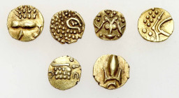 India
India XVII-XIX centuries. Fanam, set of 6 coins 

Zestaw 7 monet. Ładne egzemplarze.&nbsp;Ciekawy zestaw.&nbsp;

Details: 1,80 g Au całość ...