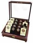 USA (United States of America)
USA / United States. 1/2 Dollar 1948 - 1962 Franklin (Bell) - Set of 16 

Monety w eleganckiej gablotce, każda w bli...
