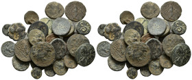 Lot of 29 Greek Æ coins, to be catalog. Lot sold as is, no return.