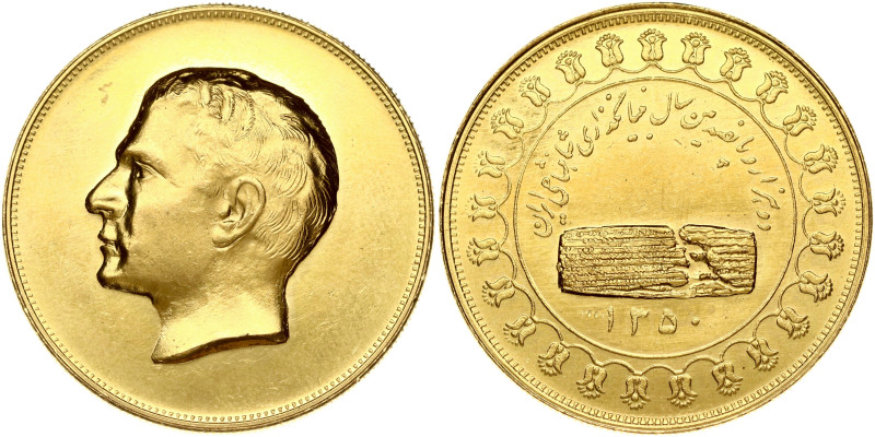 Iran. Mohammad Reza (1941-1979). Gold medal SH 1350 (1971) on 2500th anniversary...