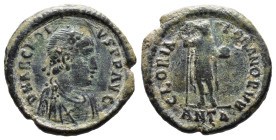 (Bronze, 5.55g 23mm) Arcadius (383-408). Follis AE.