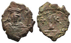 (Bronze, 4.44g 21mm) Constantine IV AE. 10 Nummi. Constantinople, 668-673.