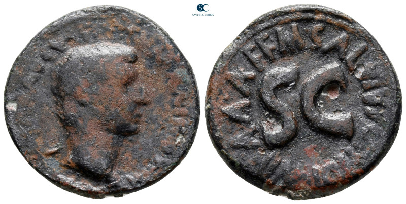 Augustus 27 BC-AD 14. Rome
As Æ

26 mm, 7,91 g



nearly very fine