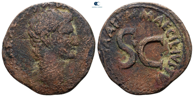 Augustus 27 BC-AD 14. Rome
As Æ

25 mm, 6,97 g



fine