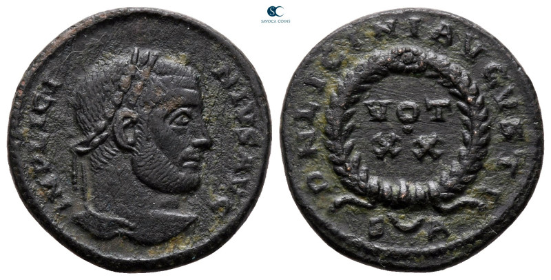 Licinius I AD 308-324. Arelate (Arles)
Follis Æ

18 mm, 2,96 g



very fi...