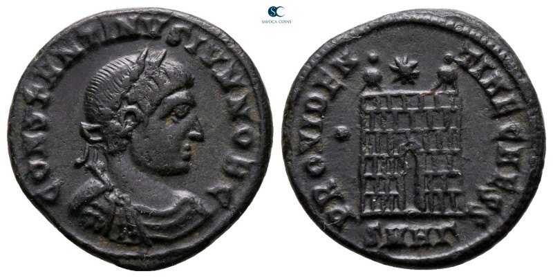 Constantine II, as Caesar AD 317-337. Heraclea
Follis Æ

18 mm, 2,73 g


...