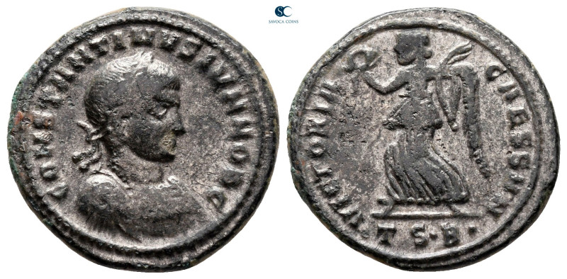 Constantine II, as Caesar AD 317-337. Thessaloniki
Follis Æ

20 mm, 3,81 g
...