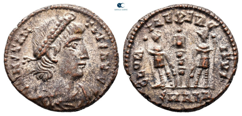 Constantius II AD 347-361. Alexandria
Follis Æ

15 mm, 1,71 g



very fin...