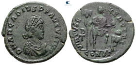 Arcadius AD 383-408. Constantinople. Follis Æ