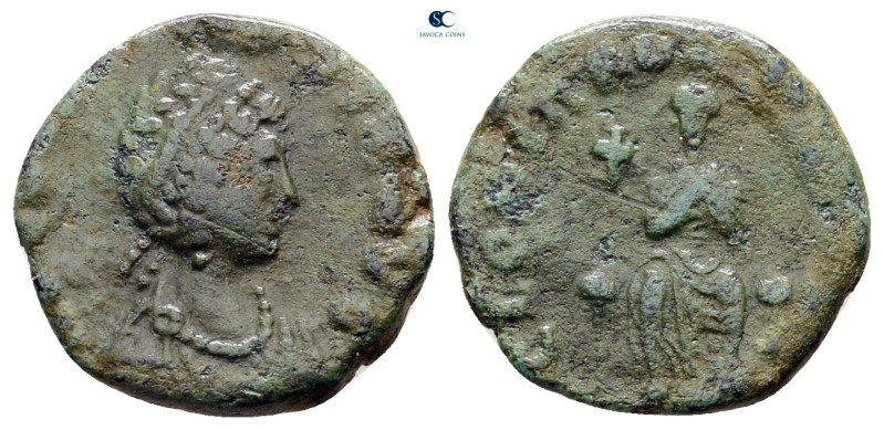 Aelia Eudoxia AD 400-404. Uncertain mint
Follis Æ

15 mm, 1,76 g



nearl...