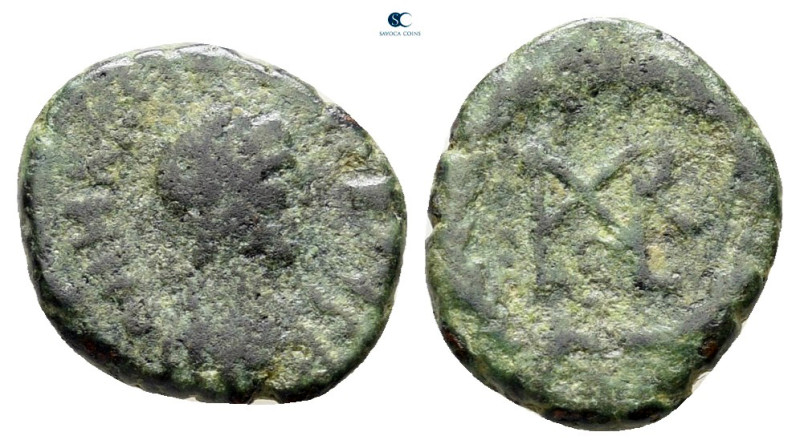 Marcian AD 450-457. Uncertain mint
Nummus Æ

12 mm, 0,94 g



nearly very...