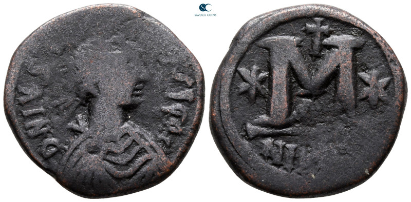 Justin I AD 518-527. Nikomedia
Follis or 40 Nummi Æ

30 mm, 14,50 g



ne...