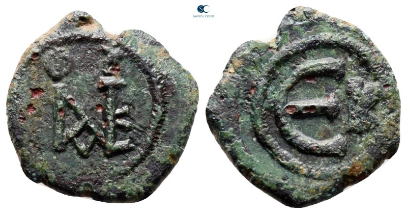 Justin II AD 565-578. Cyzicus
Pentanummium Æ

16 mm, 1,88 g



nearly ver...