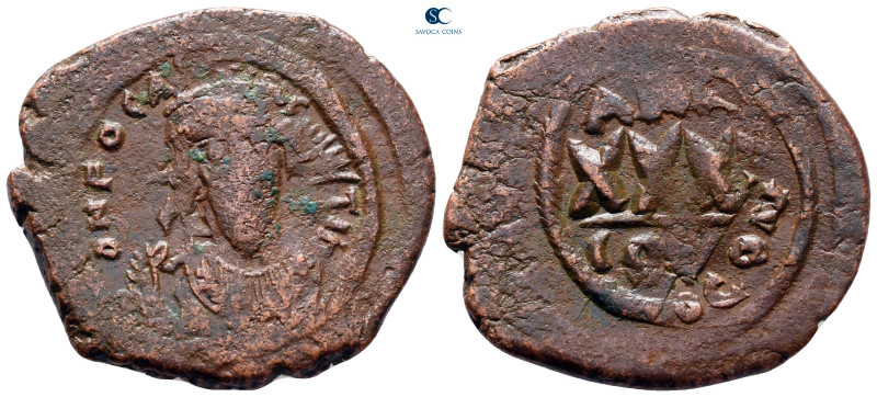 Phocas AD 602-610. Constantinople
Follis or 40 Nummi Æ

33 mm, 10,88 g


...